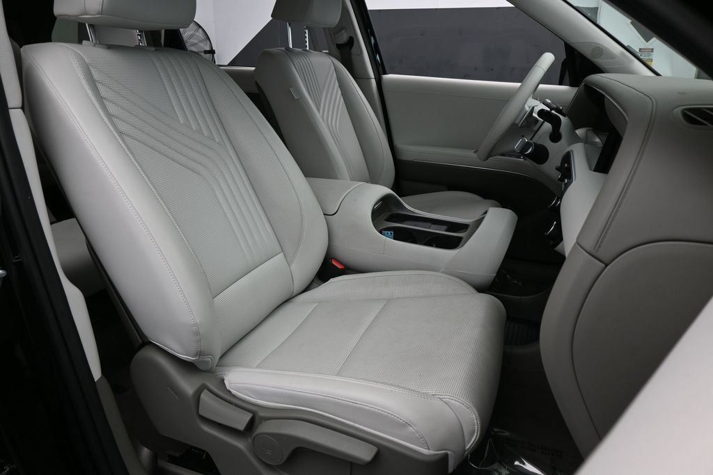 Used 2026 Hyundai Palisade SEL FWD image 49