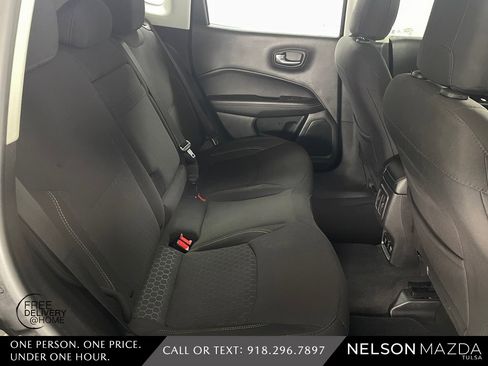 Used 2019 Jeep Compass Sport image 40