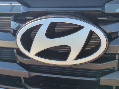 New 2026 Hyundai Tucson SE image 13