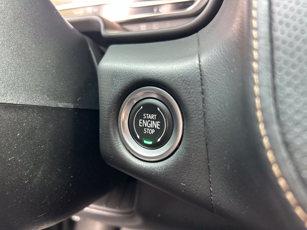 Used 2022 GMC Yukon AT4 w/ Max Trailering Package AWD/4WD image 32