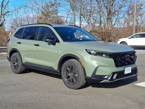 Used 2026 Honda CR-V TrailSport image 2