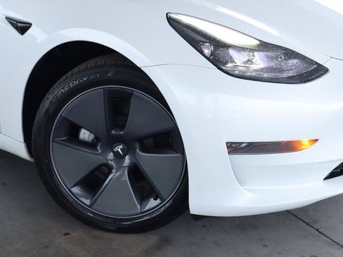 Used 2023 Tesla Model 3 Standard Range RWD image 4