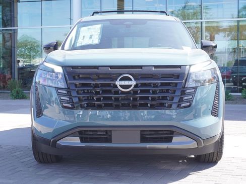 New 2026 Nissan Pathfinder Platinum image 5