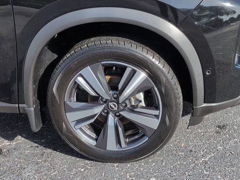Used 2022 Nissan Rogue SL w/ SL Premium Package FWD image 11