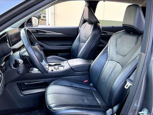 Certified 2023 INFINITI QX60 Luxe w/ Cargo Package AWD/4WD image 15