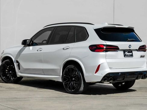 Used 2025 BMW X5 M Competition w/ Executive Package image 11
