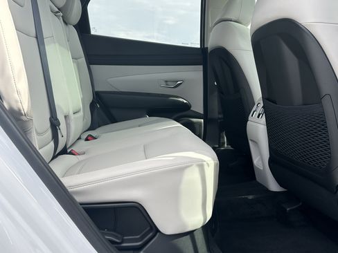 Used 2025 Hyundai Tucson SEL AWD/4WD image 15
