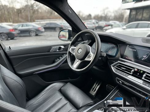 Used 2020 BMW X7 xDrive40i w/ M Sport Package AWD/4WD image 36