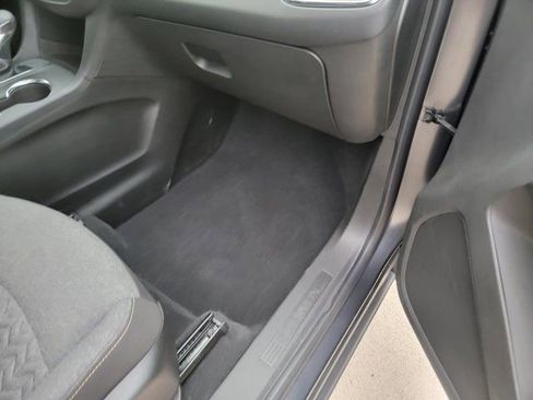 Used 2022 Chevrolet Equinox LT FWD image 9