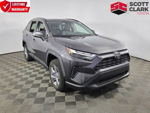 Used 2022 Toyota RAV4 XLE w/ Convenience Package FWD image 1