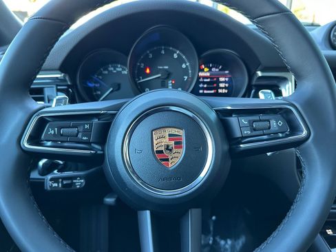 New 2026 Porsche Macan image 29