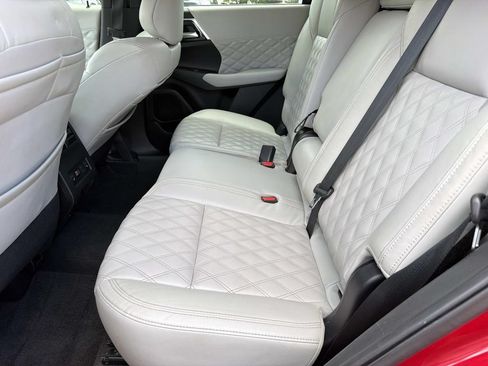 Used 2022 Mitsubishi Outlander SEL FWD image 11