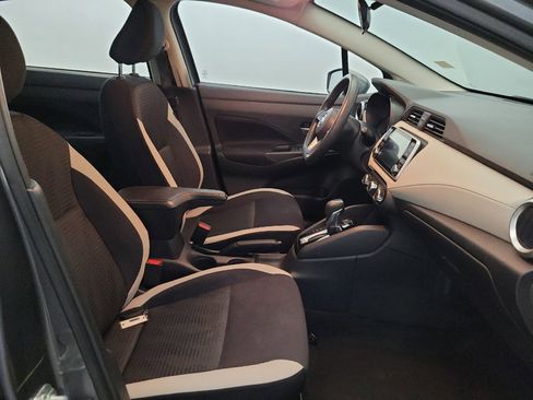Used 2021 Nissan Versa SV w/ Trunk Package FWD image 21