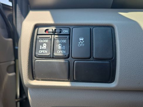 Used 2011 Honda Odyssey EX image 25