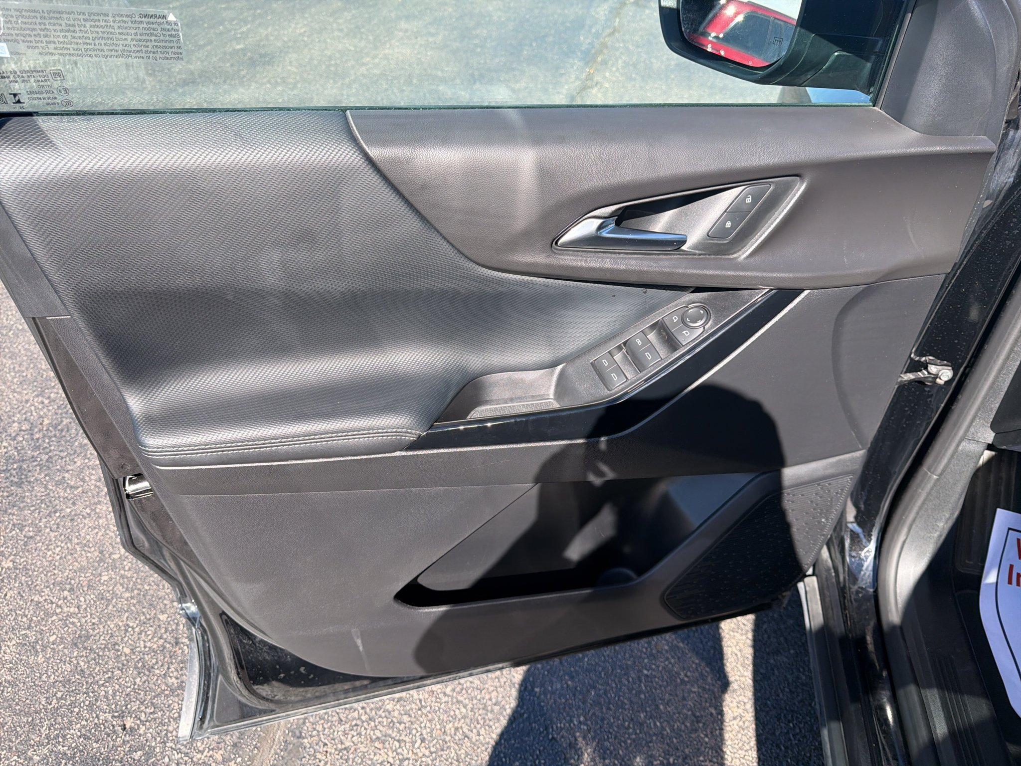 Used 2026 Chevrolet Equinox LT AWD/4WD image 13