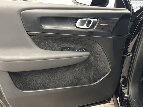 Used 2024 Volvo C40 P8 Recharge Ultimate w/ Protection Package Premier image 23