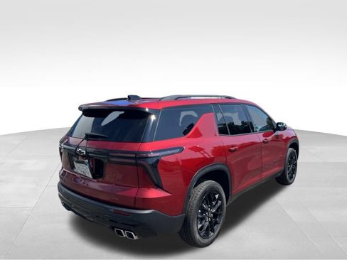 Used 2025 Chevrolet Traverse LT w/ Midnight/Sport Edition FWD image 39