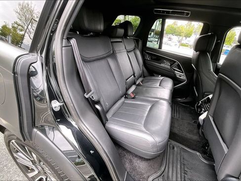 Used 2023 Land Rover Range Rover SE AWD/4WD image 18