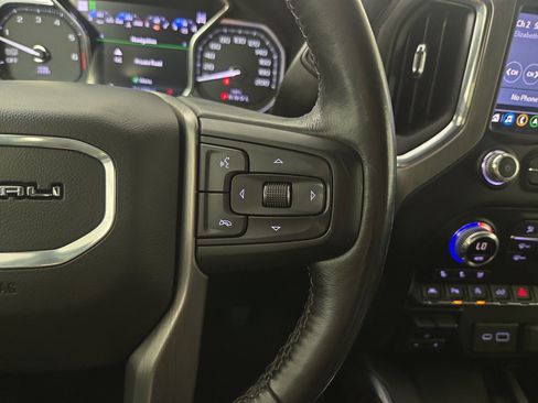 Certified 2021 GMC Sierra 1500 Denali w/ Denali Ultimate Package AWD/4WD image 16