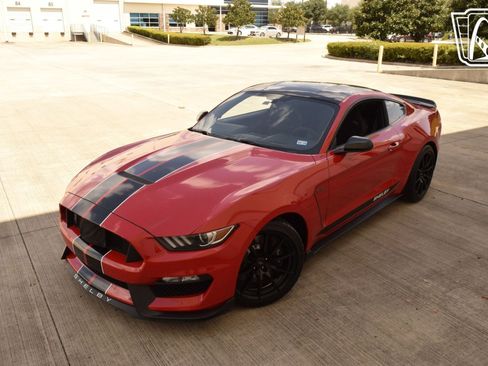 Used 2017 Ford Mustang Shelby GT350 image 26