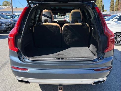 Used 2019 Volvo XC90 T8 Momentum w/ Advanced Package image 5