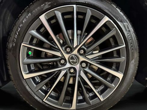 Used 2024 Lexus ES 350 w/ Premium Package FWD image 32