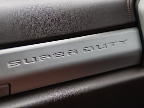 Certified 2020 Ford F250 King Ranch w/ Chrome Package image 35