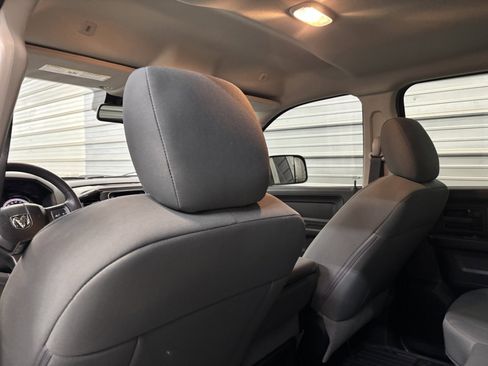 Used 2018 RAM 2500 Tradesman w/ Chrome Appearance Group image 22