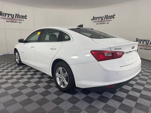 Used 2023 Chevrolet Malibu LS w/ Driver Confidence Package FWD image 9