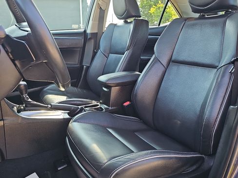 Used 2015 Toyota Corolla S Premium FWD image 18