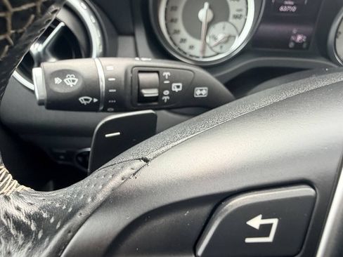 Used 2015 Mercedes-Benz GLA 250 4MATIC image 10