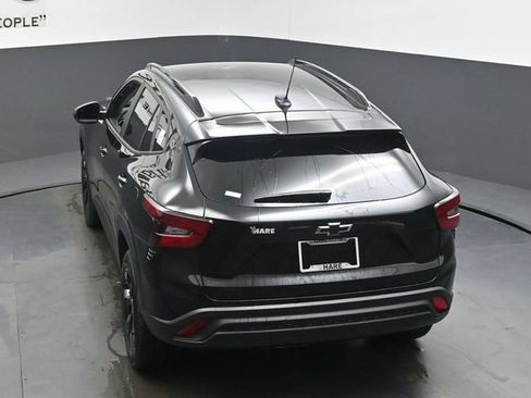 New 2026 Chevrolet Trax LT w/ Driver Confidence Package FWD image 35