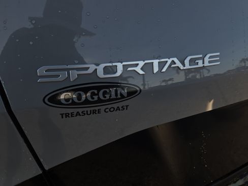 Used 2025 Kia Sportage SX FWD image 37