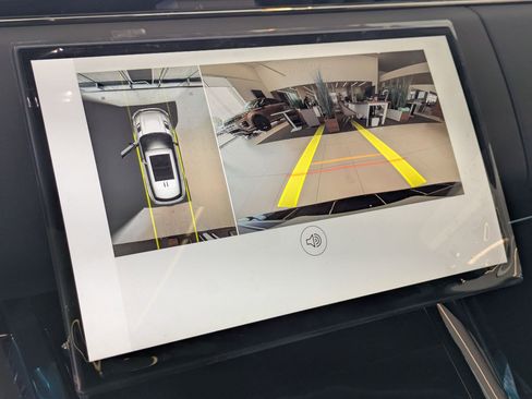 New 2025 Land Rover Range Rover Sport SV Edition Two image 15