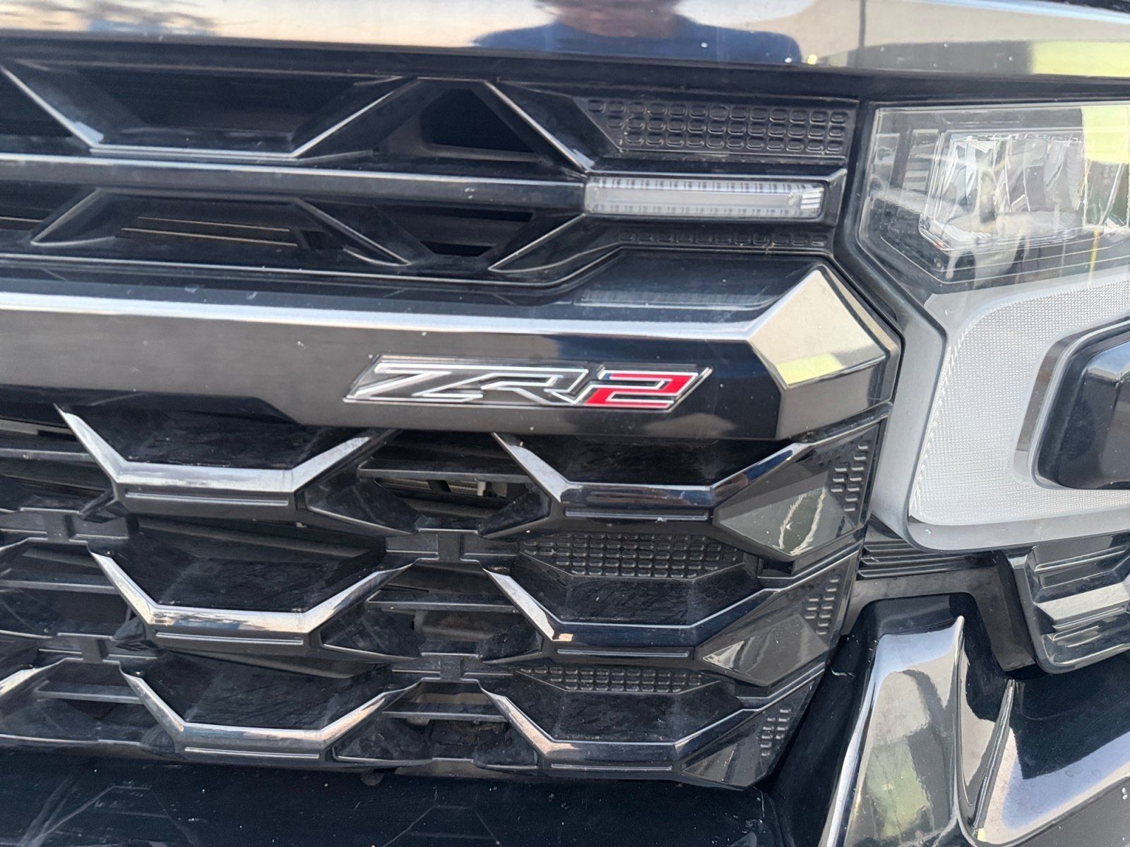 Used 2024 Chevrolet Silverado 1500 ZR2 AWD/4WD image 9