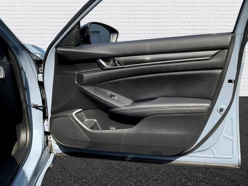 Used 2022 Honda Accord Sport image 23