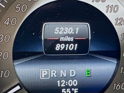 Used 2014 Mercedes-Benz C 300 4MATIC Sedan image 13