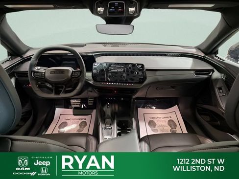 New 2026 Dodge Charger R/T AWD/4WD image 8