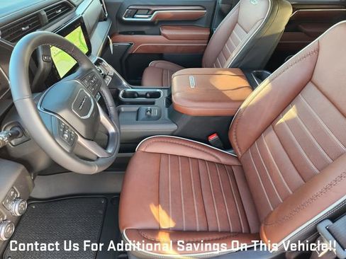 New 2026 GMC Sierra 2500 Denali Ultimate w/ LPO, Black Badging Package image 9