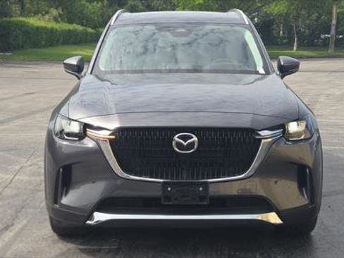 Used 2024 MAZDA CX-90 Plug-In Hybrid w/ Premium Pkg AWD/4WD image 11