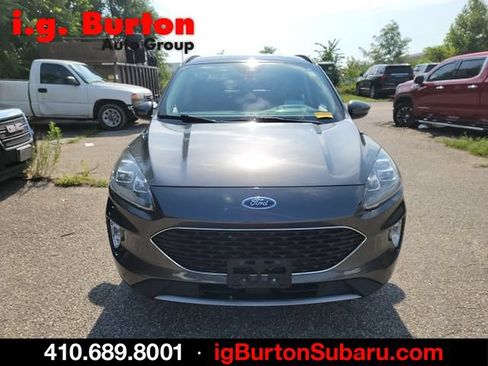 Used 2020 Ford Escape Titanium w/ Titanium Premium Package 2.0 AWD/4WD image 2