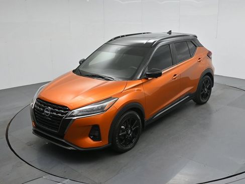 Used 2023 Nissan Kicks SR FWD image 35