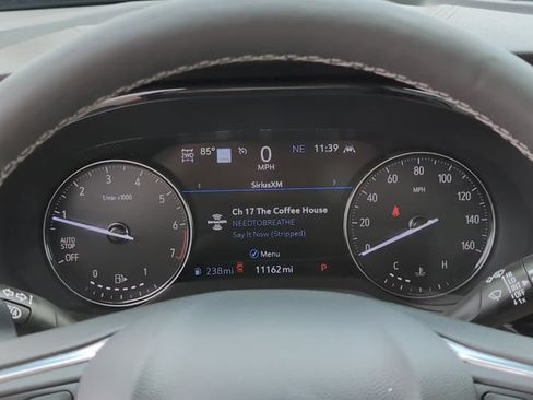Used 2023 Buick Envision Avenir AWD/4WD image 22