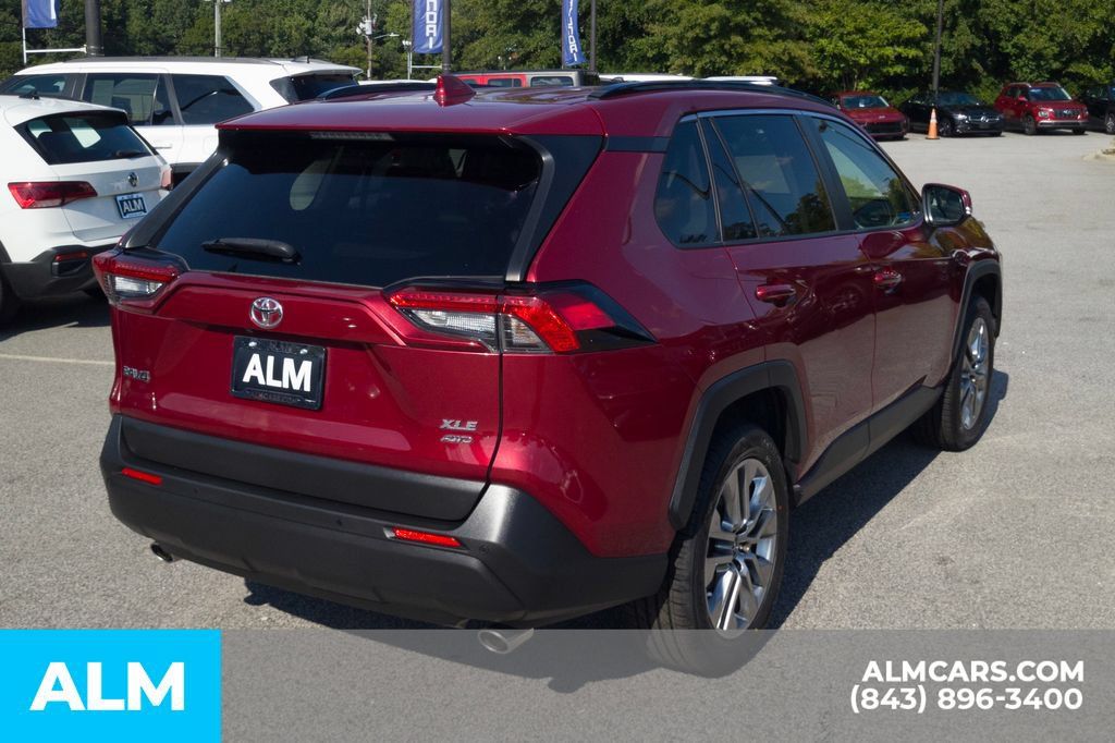 Used 2019 Toyota RAV4 XLE Premium w/ Advanced Technology Package AWD/4WD image 5