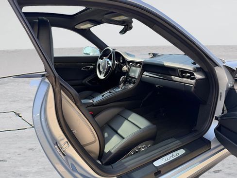 Used 2014 Porsche 911 Turbo AWD/4WD image 27