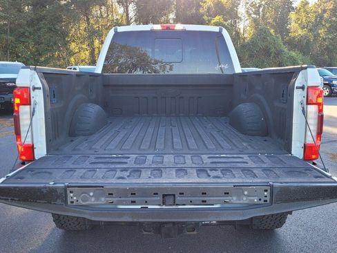 Used 2018 Ford F250 Lariat w/ Lariat Ultimate Package image 11