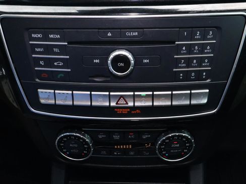 Used 2018 Mercedes-Benz GLS 550 4MATIC image 27