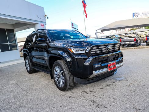 Certified 2025 Toyota 4Runner Limited RWD image 5