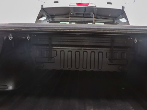 Used 2023 Ford F150 Lariat image 31