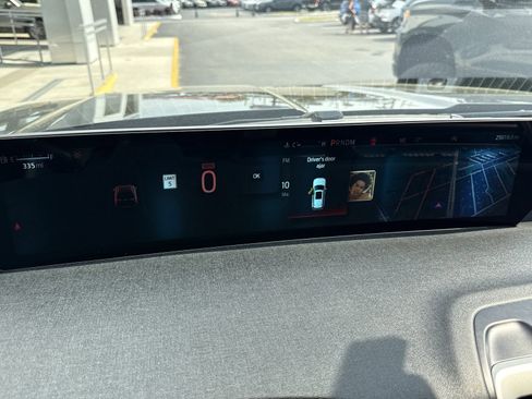 Certified 2025 Ford Expedition Active image 30